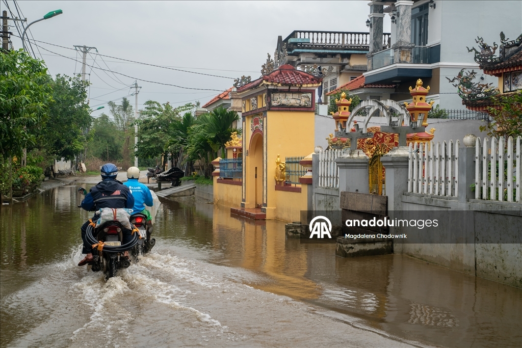 Vietnam'ın Hue kentinde selin etkileri devam ediyor