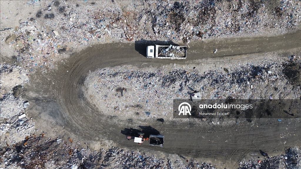 Народный рынок Фирас в Газе превратился в свалку