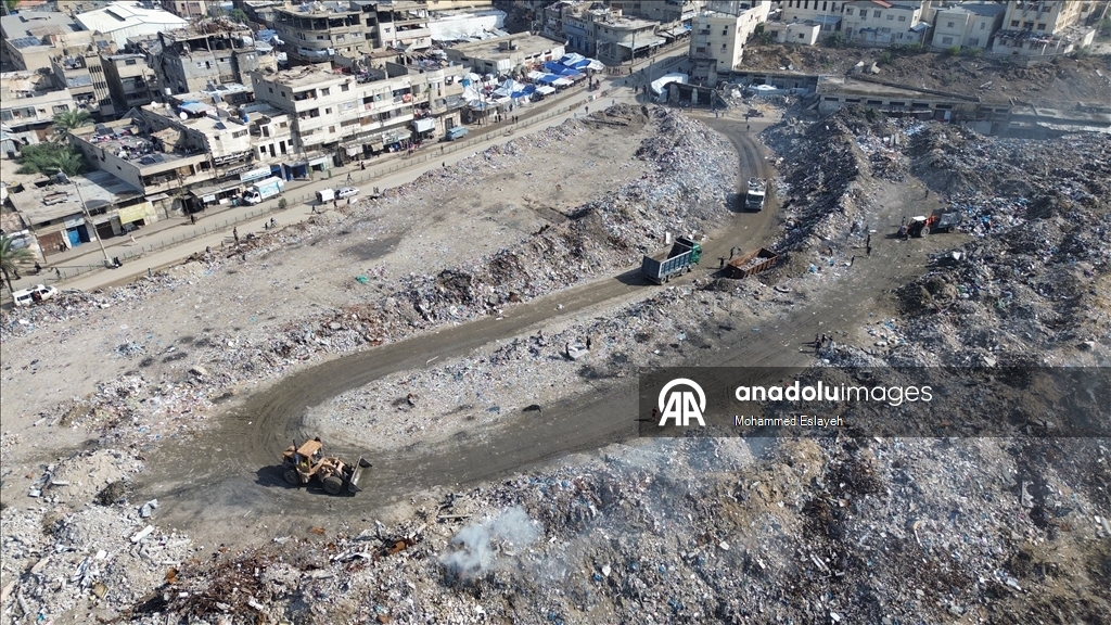 Народный рынок Фирас в Газе превратился в свалку