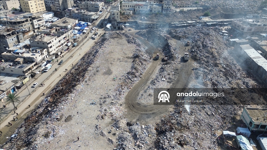 Народный рынок Фирас в Газе превратился в свалку