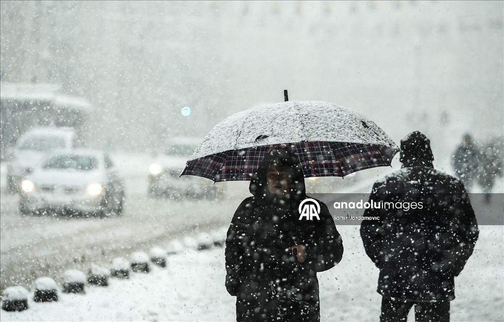 Столица Боснии и Герцеговины Сараево покрылась снегом