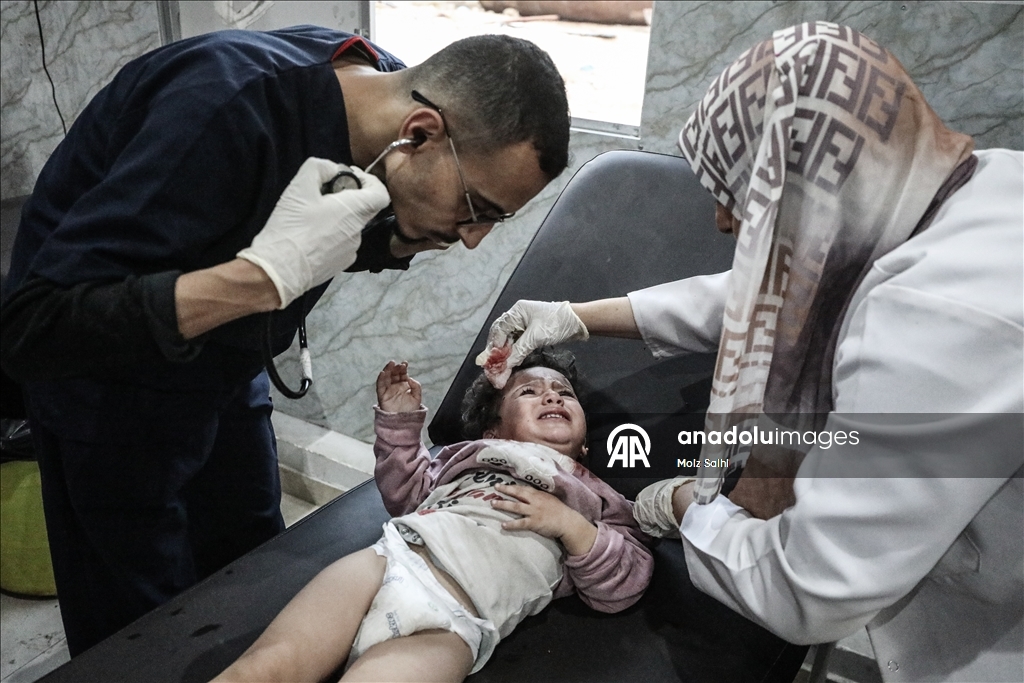 В результате атак израильской армии на различные города сектора Газа, совершенных в нарушение соглашения, подписанного 10 октября, погибли 22 палестинца, в том числе женщины и дети, множество человек получили ранения.