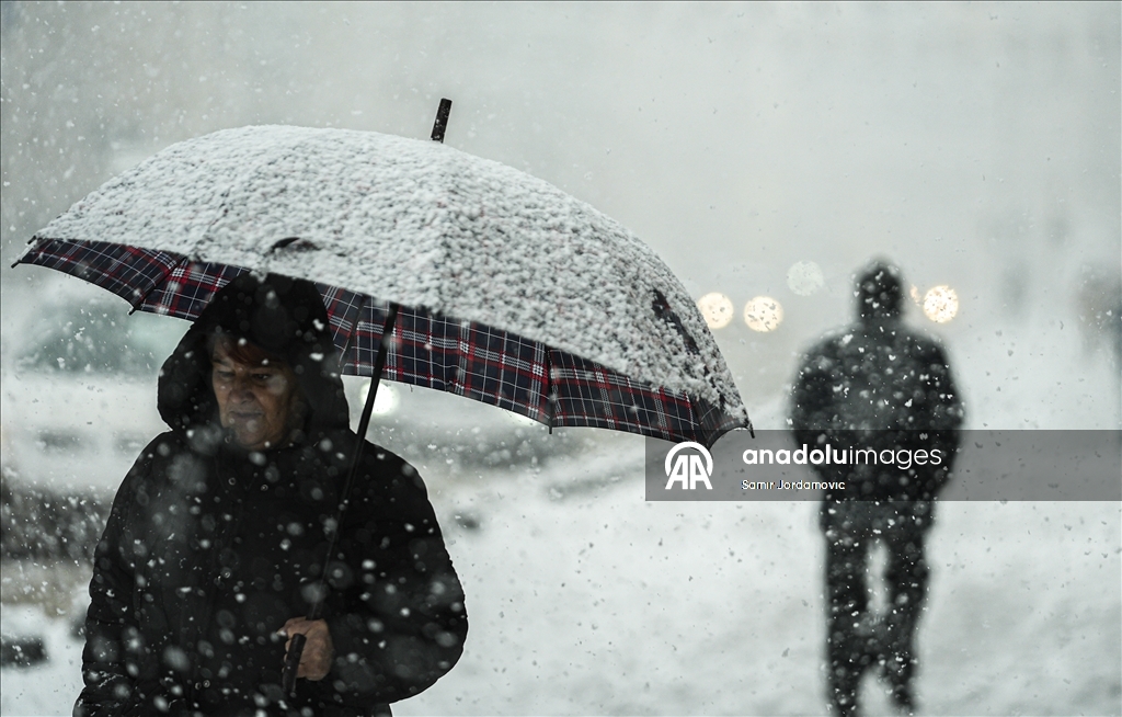 Столица Боснии и Герцеговины Сараево покрылась снегом