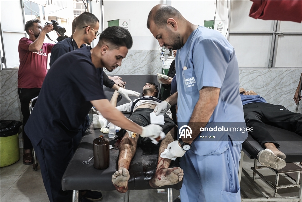 В результате атак израильской армии на различные города сектора Газа, совершенных в нарушение соглашения, подписанного 10 октября, погибли 22 палестинца, в том числе женщины и дети, множество человек получили ранения.