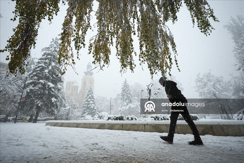 Столица Боснии и Герцеговины Сараево покрылась снегом