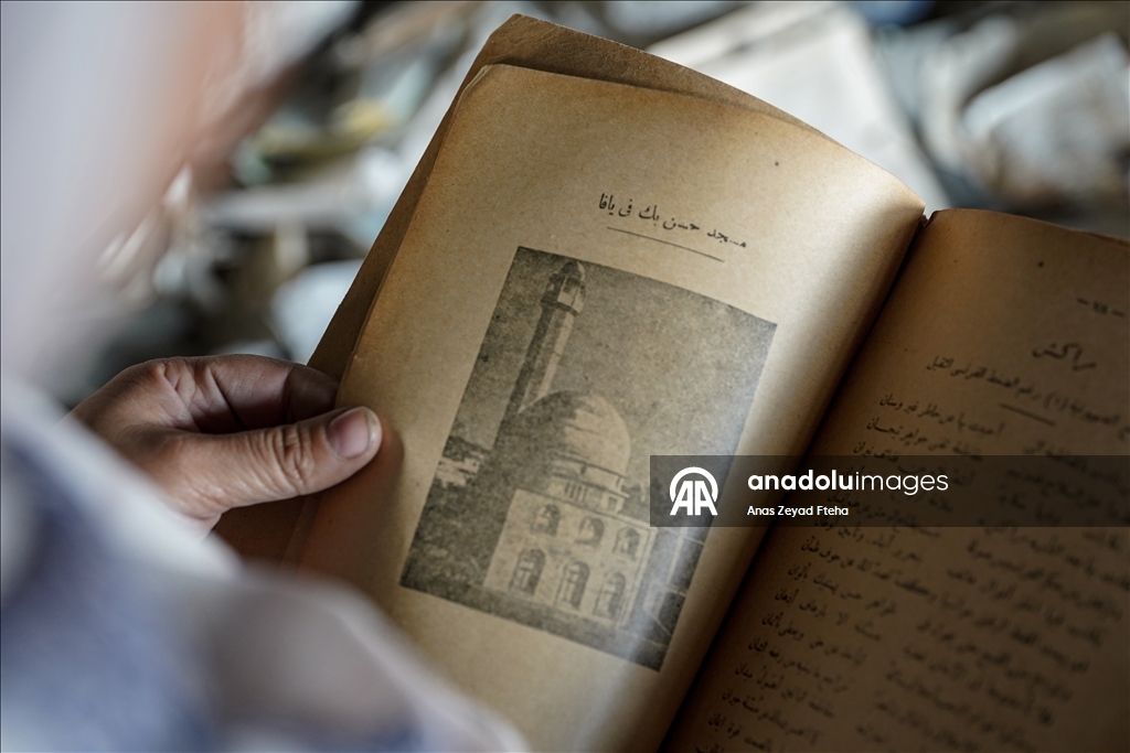 Gazze’de yok olan yazılı mirasın izleri enkaz arasında aranıyor