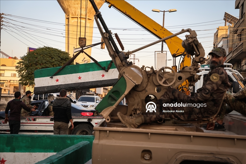 Suriye'nin Humus ilinde "geçici sokağa çıkma yasağı" ilan edildi