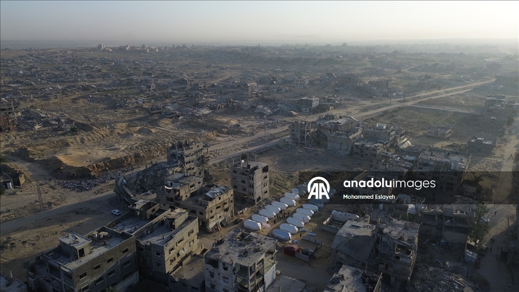 Han Yunus’ta Filistinliler için çadır kent kuruldu