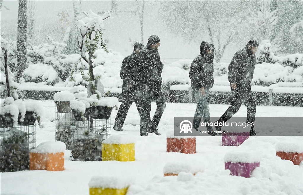 Столица Боснии и Герцеговины Сараево покрылась снегом