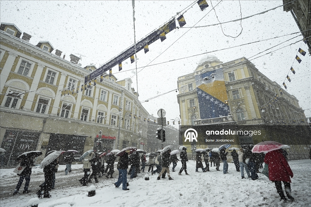 Столица Боснии и Герцеговины Сараево покрылась снегом