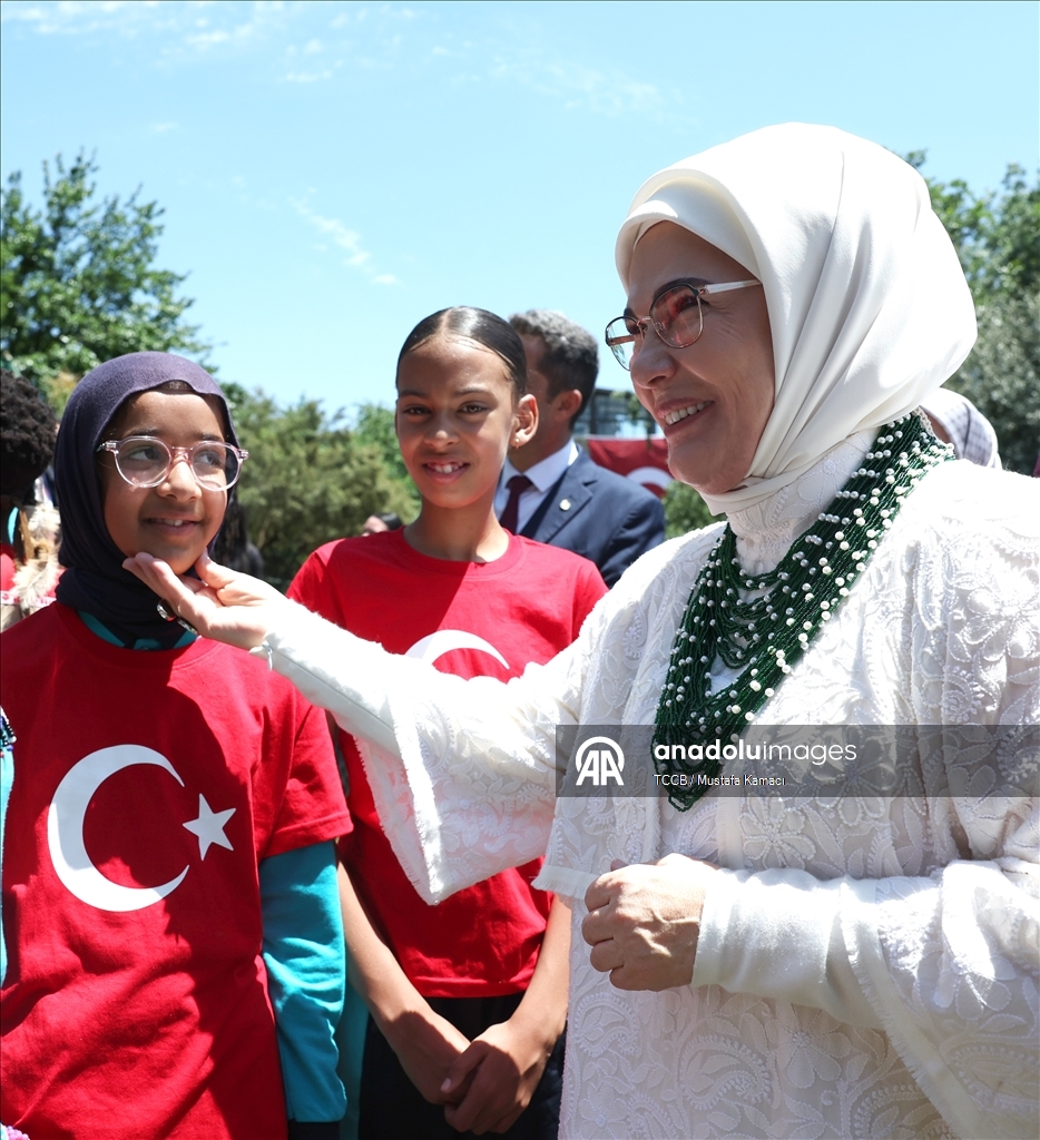 Эмине Эрдоган посетила Международную школу Маариф в Йоханнесбурге