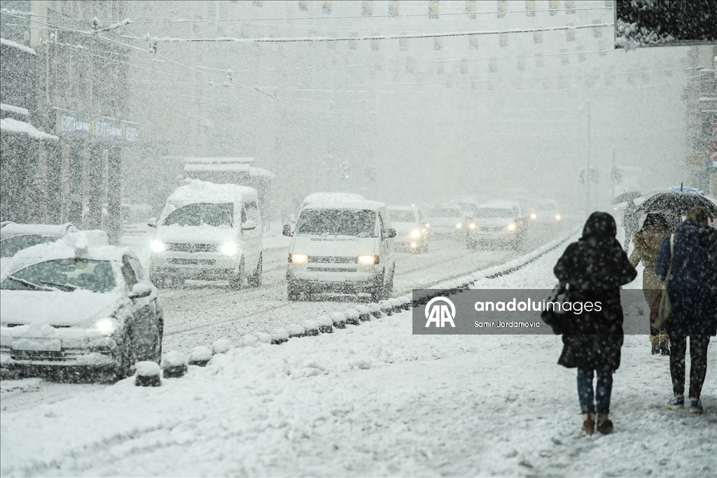 Столица Боснии и Герцеговины Сараево покрылась снегом