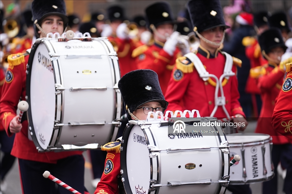 2025 Santa Claus Parade in Toronto