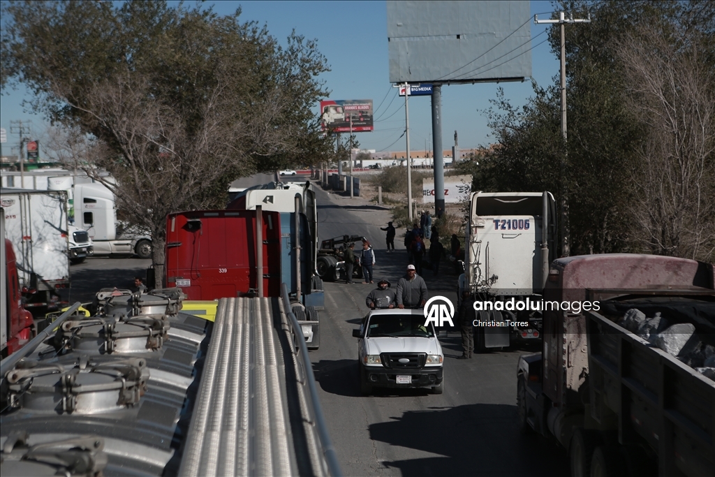 Мексиканские фермеры перекрыли дороги в Сьюдад-Хуаресе