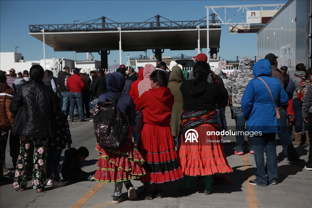 Мексиканские фермеры перекрыли дороги в Сьюдад-Хуаресе