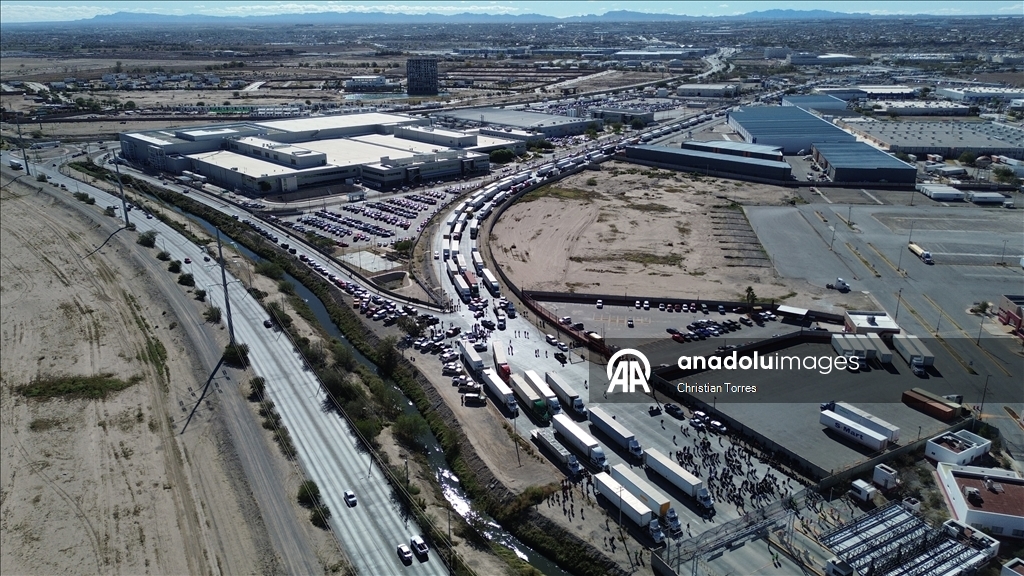 Мексиканские фермеры перекрыли дороги в Сьюдад-Хуаресе