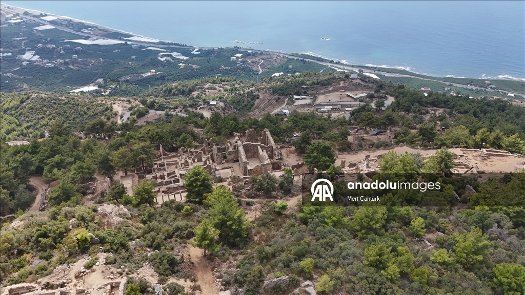 "Geleceğe Miras Projesi" ile hızlanan kazılarla Syedra'nın yüzde 25'i gün yüzüne çıkarıldı