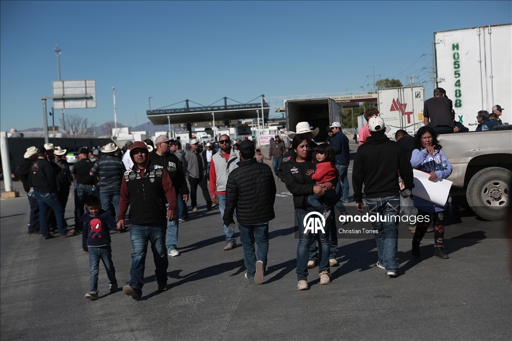 Мексиканские фермеры перекрыли дороги в Сьюдад-Хуаресе