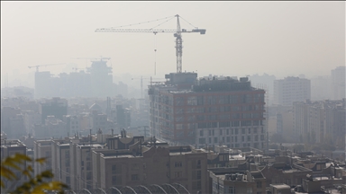 Tahran’da hava kirliliği "kırmızı" seviyeye çıktı