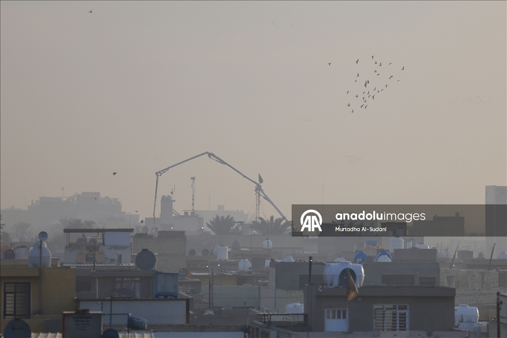 Irak’ın başkenti Bağdat’ta hava kirliliği görüntülendi