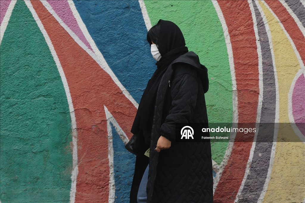 Tahran, dünyada hava kirliliği sıralamasında bugün birinci sırada yer aldı