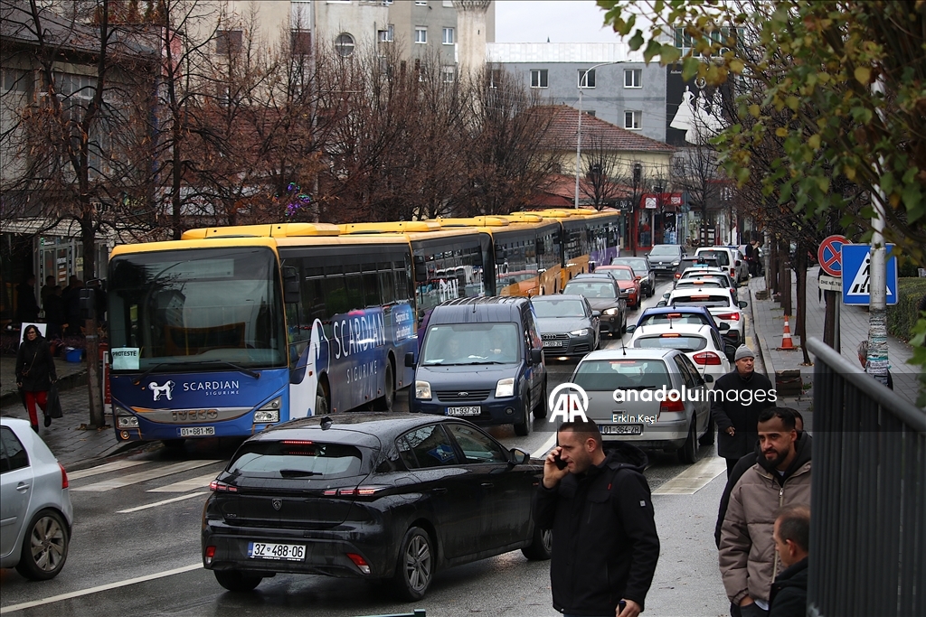 Priština treći dan bez javnog prevoza, prevoznici nastavljaju štrajk