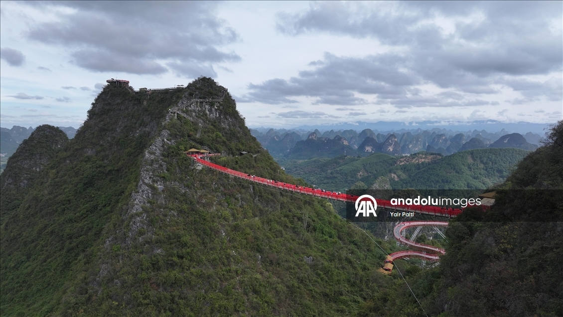 Çin’deki Ruyi Zirvesi ülke turizmine katkı sağlıyor