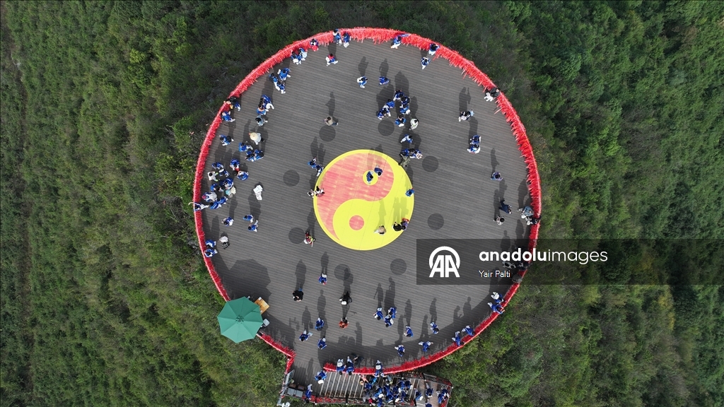 Çin’deki Ruyi Zirvesi ülke turizmine katkı sağlıyor