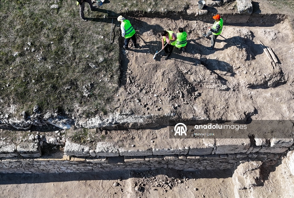 В Турции ведут раскопки руин 2000-летнего стадиона