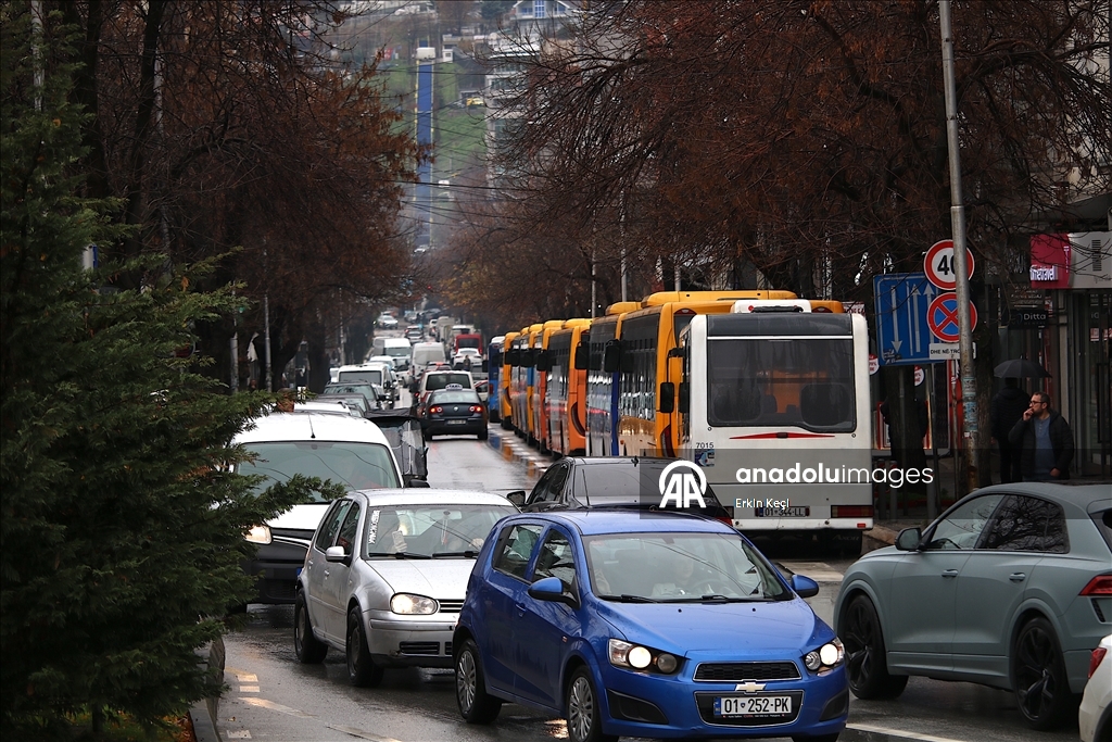 Priština treći dan bez javnog prevoza, prevoznici nastavljaju štrajk