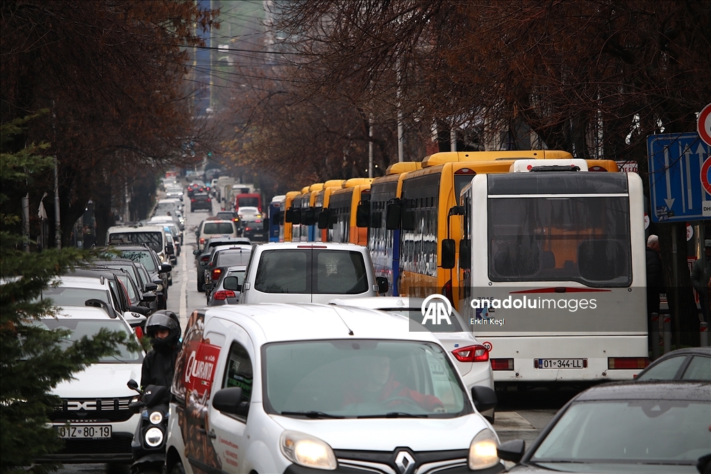 Priština treći dan bez javnog prevoza, prevoznici nastavljaju štrajk