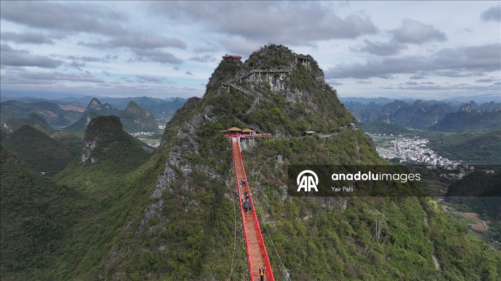 Çin’deki Ruyi Zirvesi ülke turizmine katkı sağlıyor