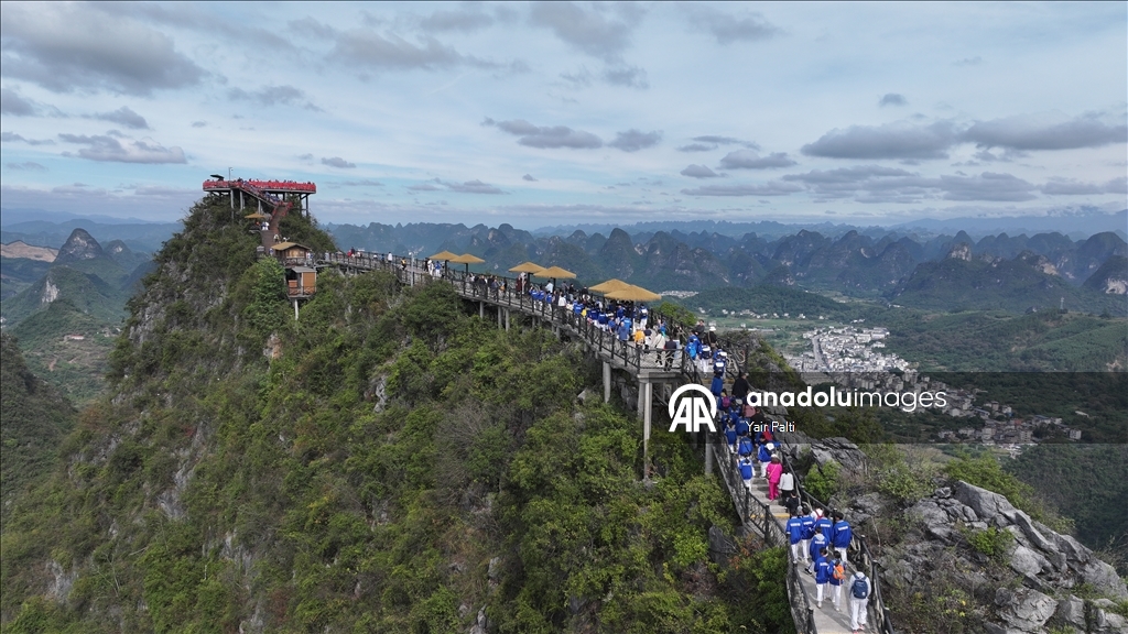 Çin’deki Ruyi Zirvesi ülke turizmine katkı sağlıyor