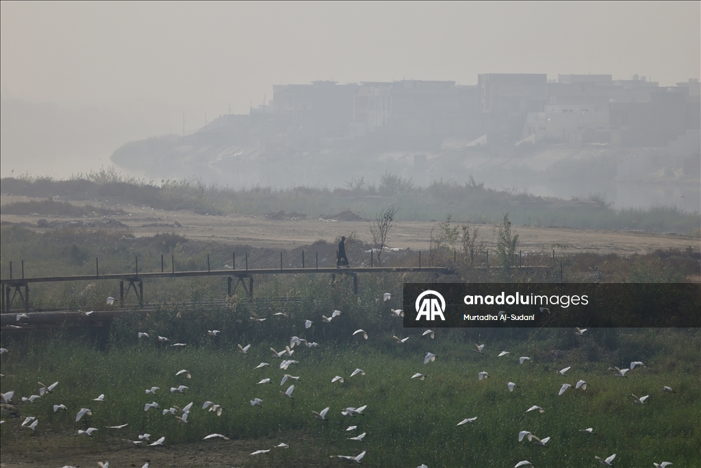 Irak’ın başkenti Bağdat’ta hava kirliliği görüntülendi