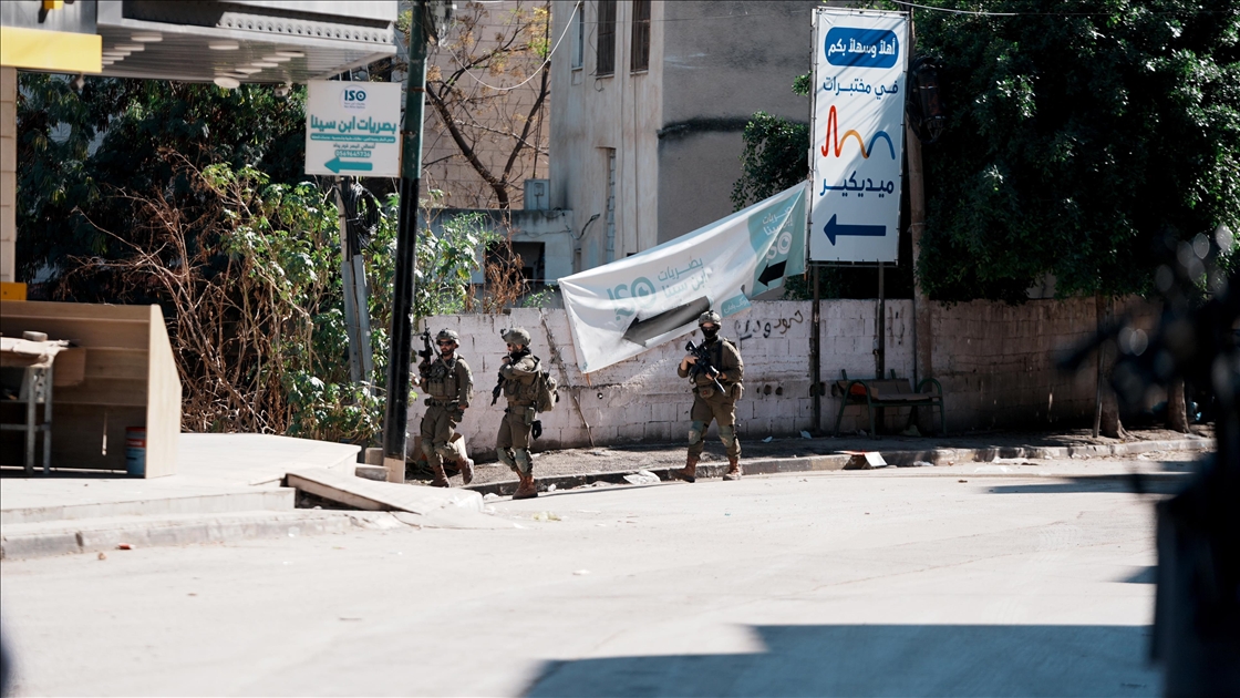 İsrail ordusu Batı Şeria'nın Tubas kentine geniş çaplı saldırı başlattı