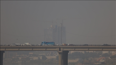 Irak’ın başkenti Bağdat’ta hava kirliliği görüntülendi