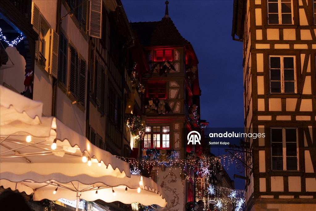 Strazburg Noel pazarı ışıltılı atmosferiyle ziyaretçilerini ağırlıyor