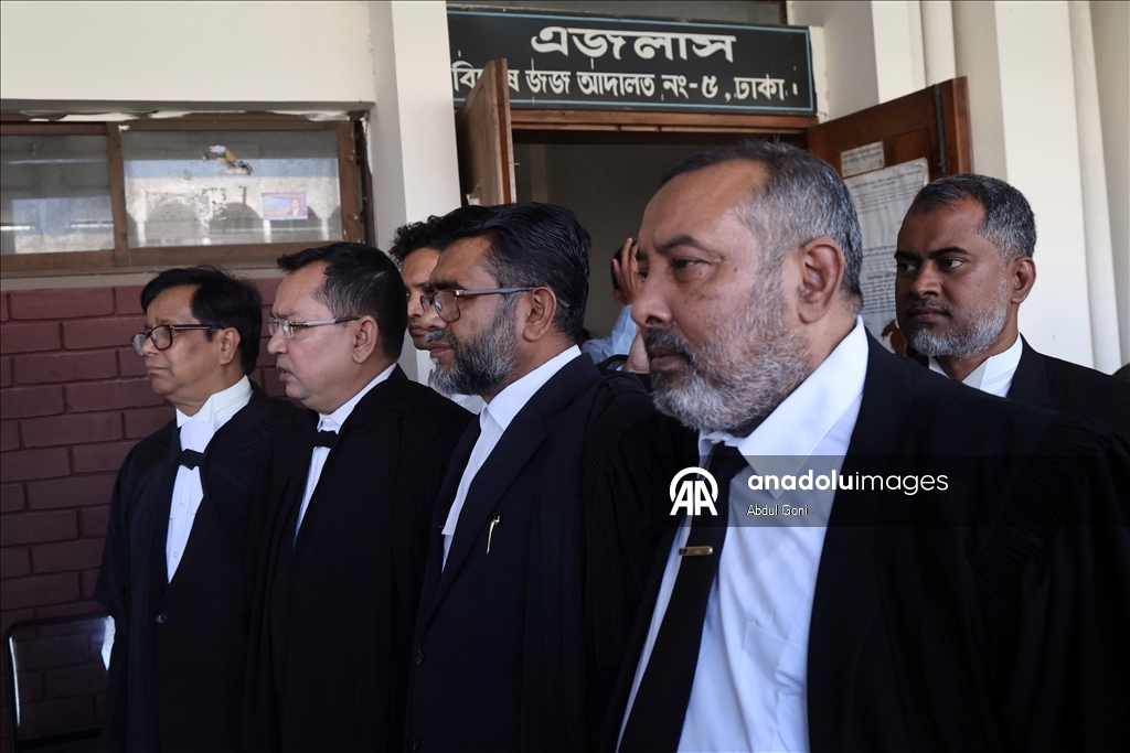 Экс-премьер Бангладеш приговорена к 21 году тюрьмы по делу о коррупции