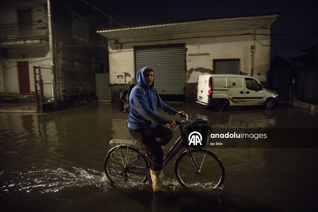İtalya'nın Campania bölgesinde "sarı" kodlu meteorolojik uyarı 