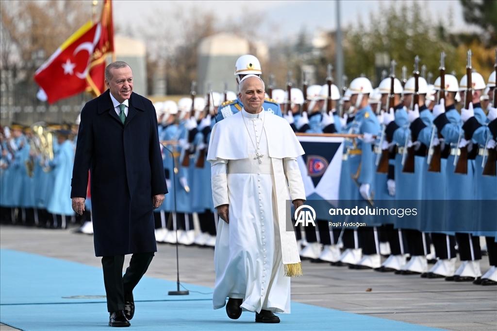 Cumhurbaşkanı Erdoğan, Papa 14. Leo'yu resmi törenle karşıladı