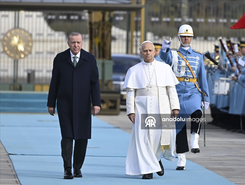 Cumhurbaşkanı Erdoğan, Vatikan Devlet Başkanı Papa 14. Leo’yu resmi törenle karşıladı