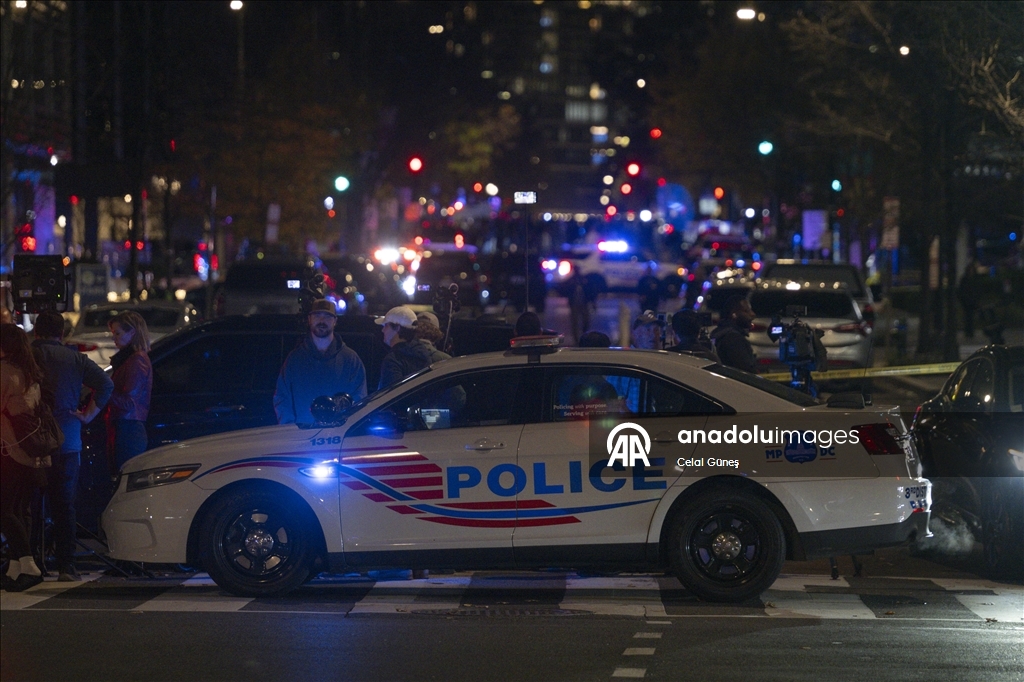 У Белого дома ранены два бойца Национальной гвардии