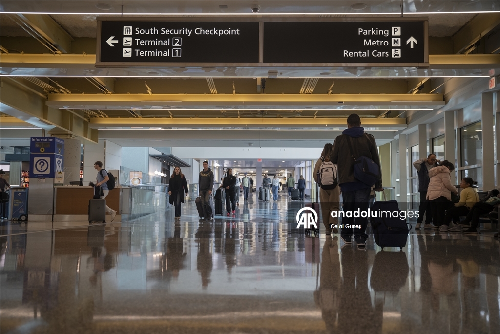 ABD’de "Şükran Günü" tatili öncesi havalimanlarında rekor yoğunluk yaşanıyor