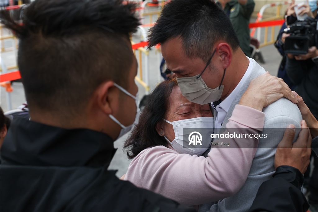 Hong Kong'da bir sitede çıkan yangında can kaybı 55'e yükseldi