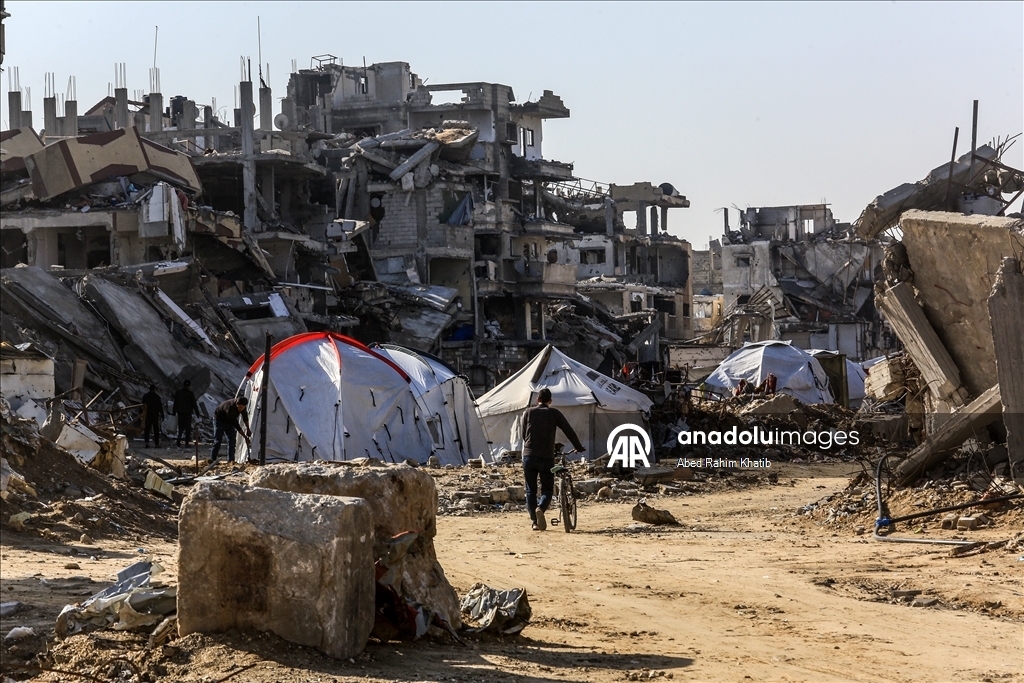 Han Yunus’ta İsrail güçlerinin çekilmediği bölgelerde Filistinliler endişe içinde yaşıyor