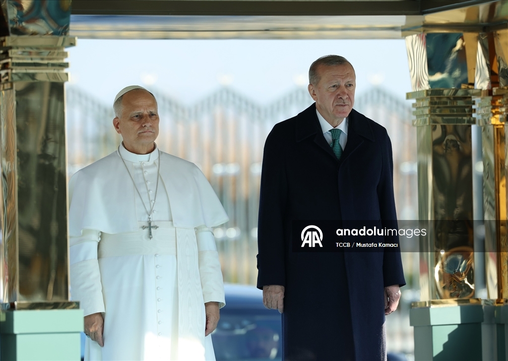 Cumhurbaşkanı Erdoğan, Papa 14. Leo'yu resmi törenle karşıladı