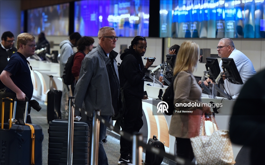 ABD’de "Şükran Günü" tatili öncesi havalimanlarında rekor yoğunluk yaşanıyor  