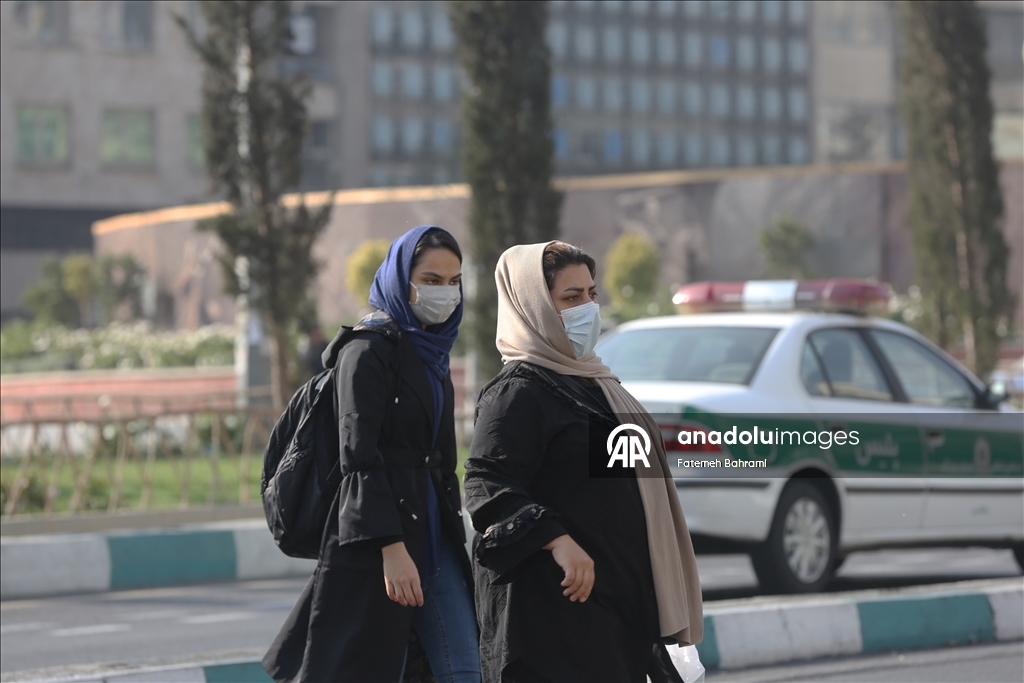 Tahran'da hava kirliliği yaşamı olumsuz etkiliyor