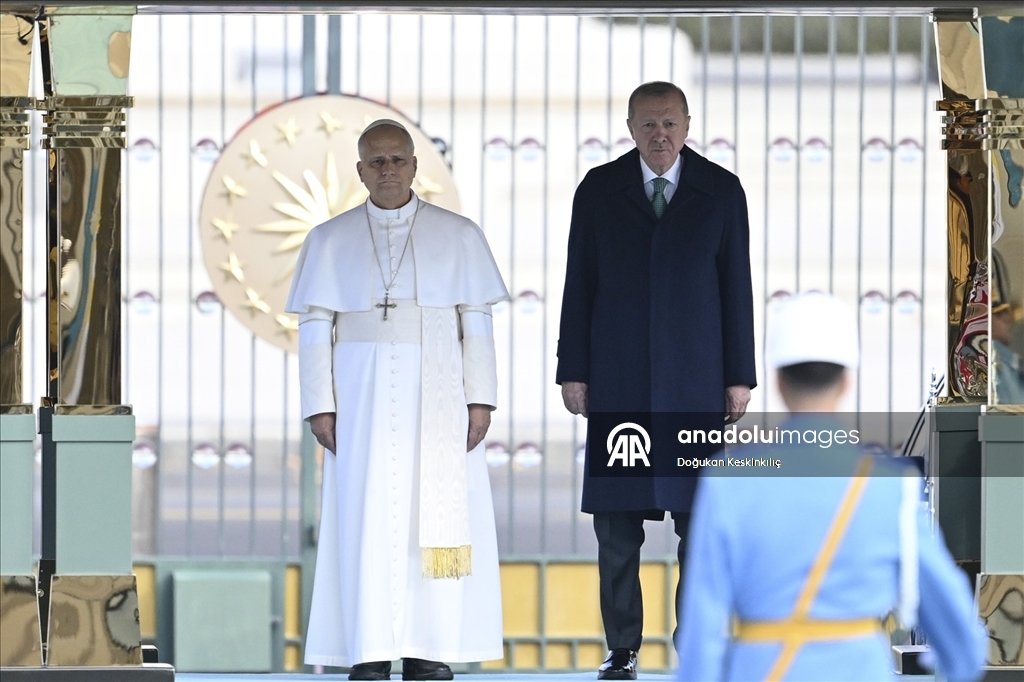 Cumhurbaşkanı Erdoğan, Vatikan Devlet Başkanı Papa 14. Leo'yu resmi törenle karşıladı