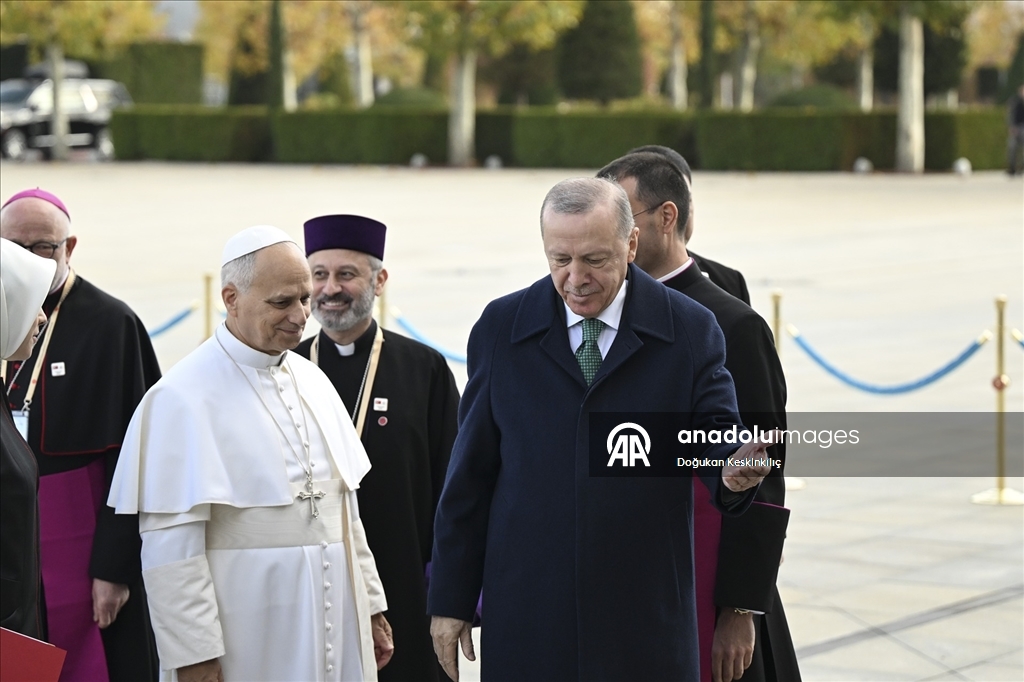 Cumhurbaşkanı Erdoğan, Vatikan Devlet Başkanı Papa 14. Leo'yu resmi törenle karşıladı